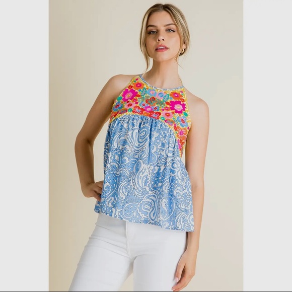 Halter Embroidered top! Tassel tie strings - Picture 3 of 3